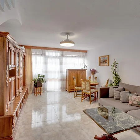 Apartment Lovely House In Americas